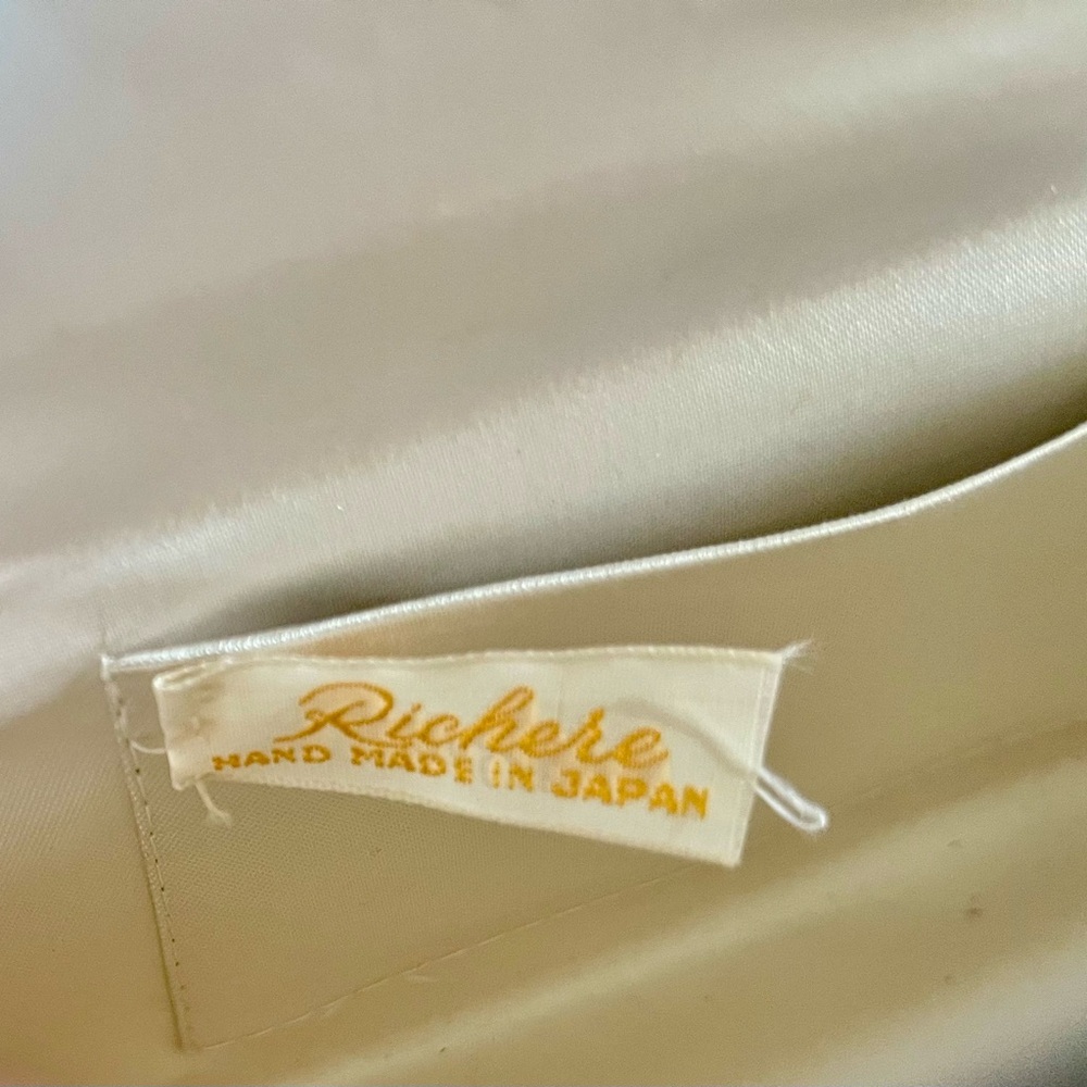 Exquisite Silver Vintage Hand Beaded Women's Evening Bag - Picture 4 of 4